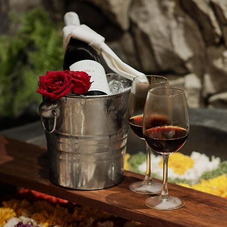 Ratni Ubud Villa Экстерьер фото
