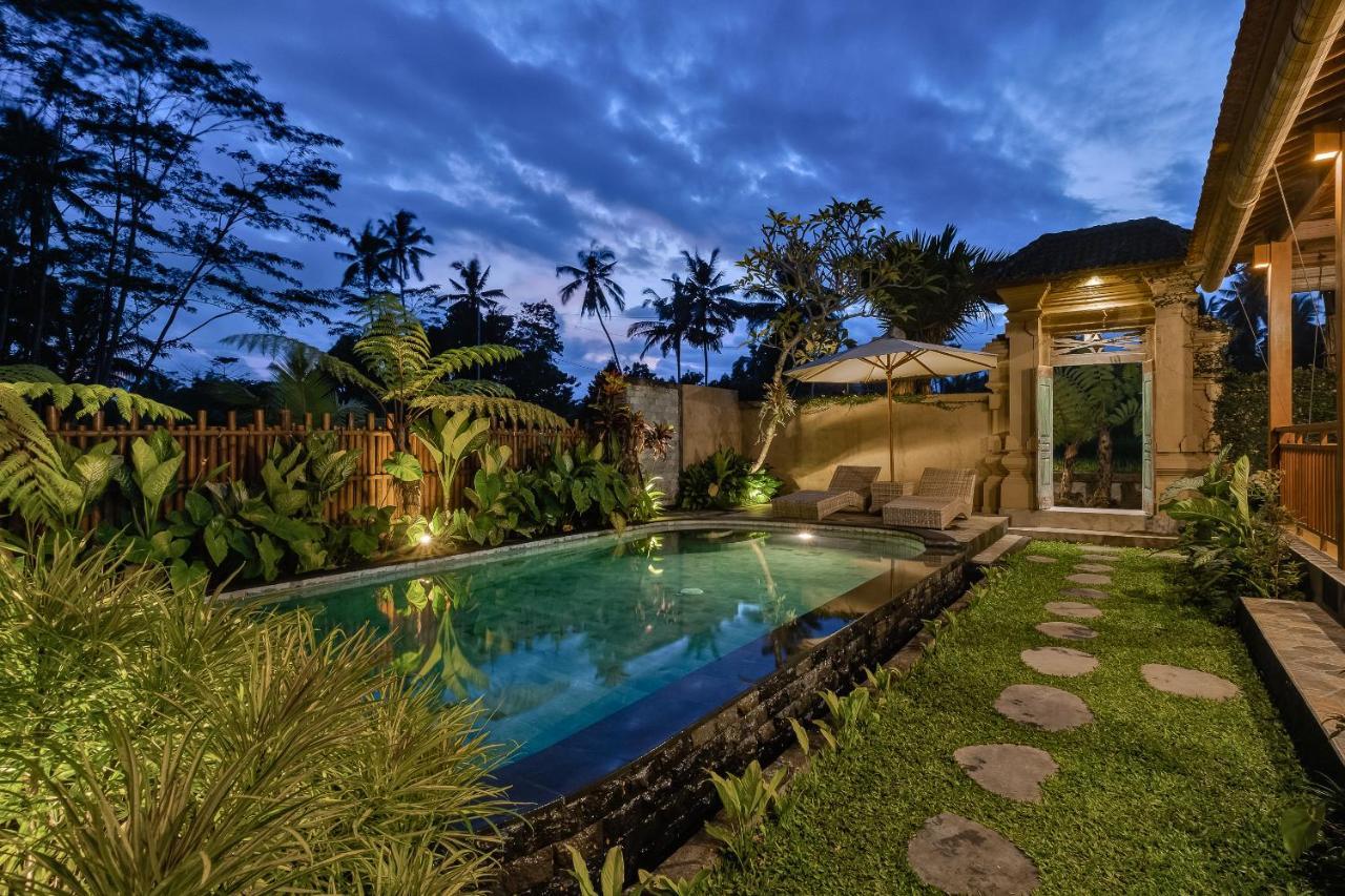 Ratni Ubud Villa Экстерьер фото