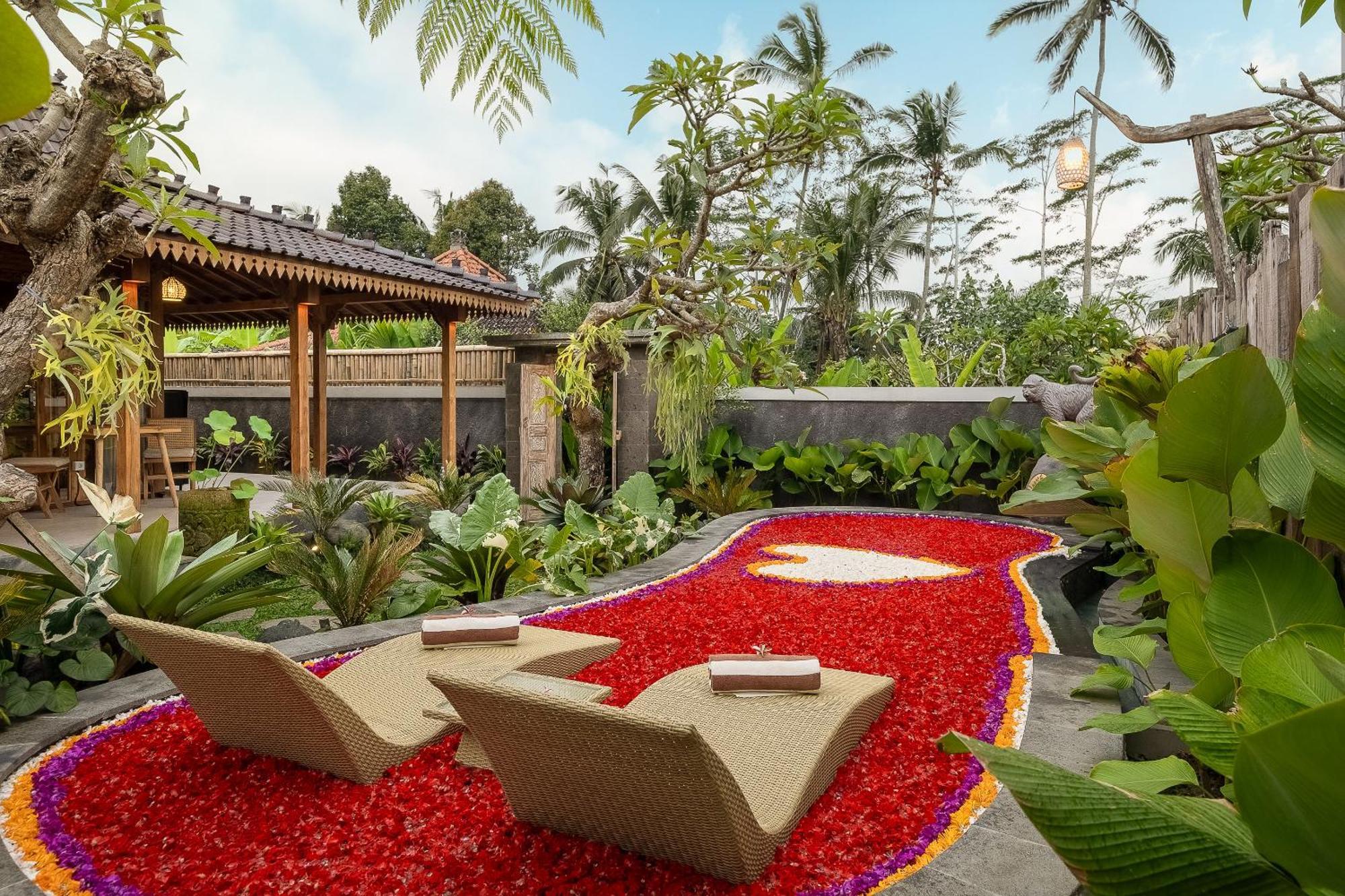 Ratni Ubud Villa Экстерьер фото