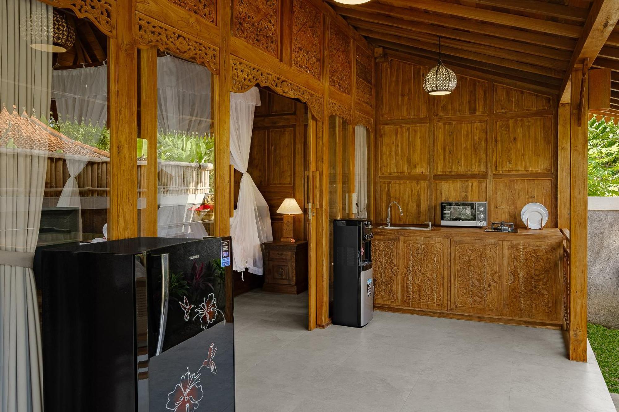 Ratni Ubud Villa Экстерьер фото