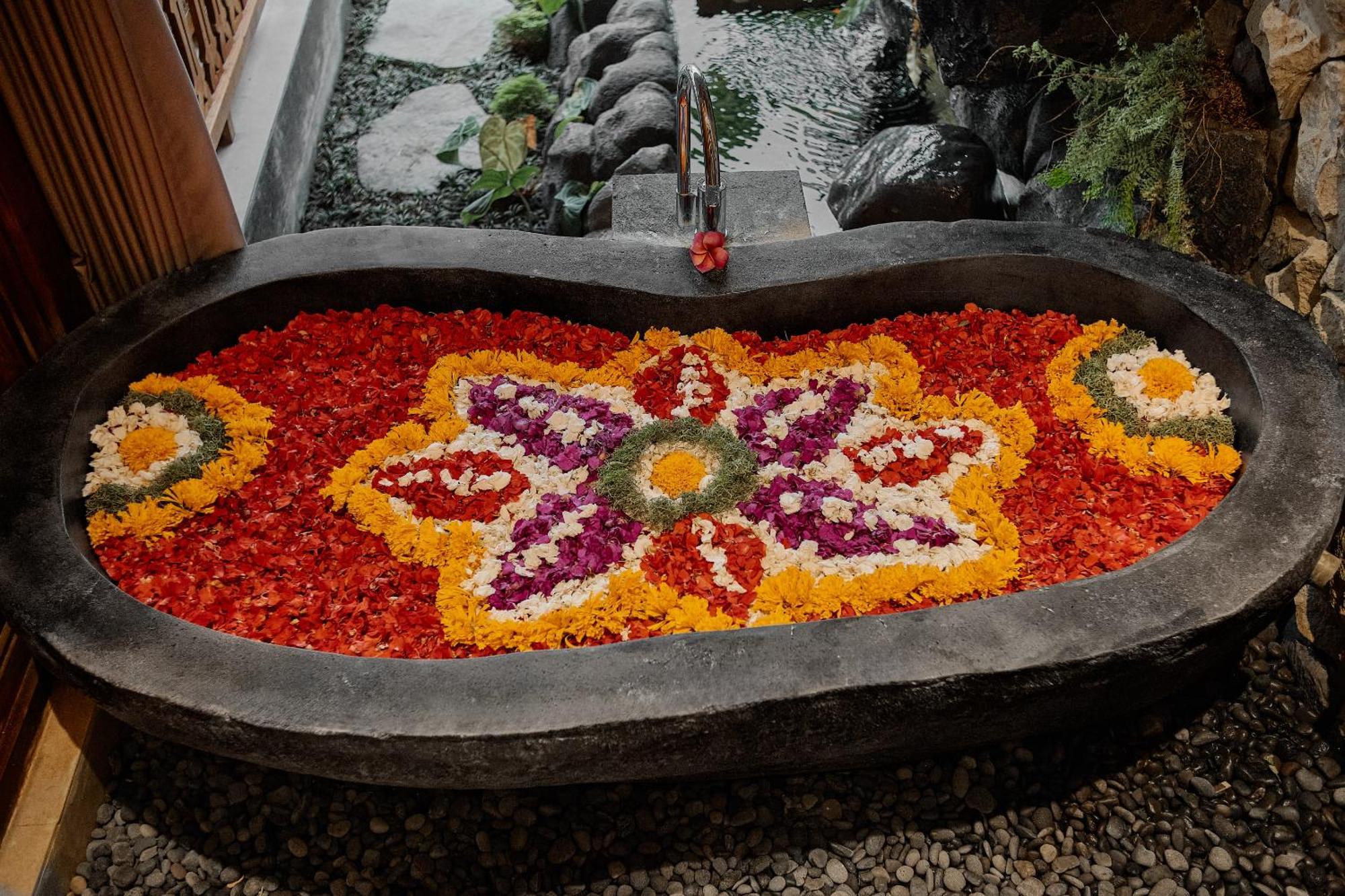 Ratni Ubud Villa Экстерьер фото
